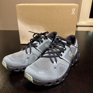 On Cloud X 3 Women’s Wash/Ink Size 8.5 In Blue. New. Running.